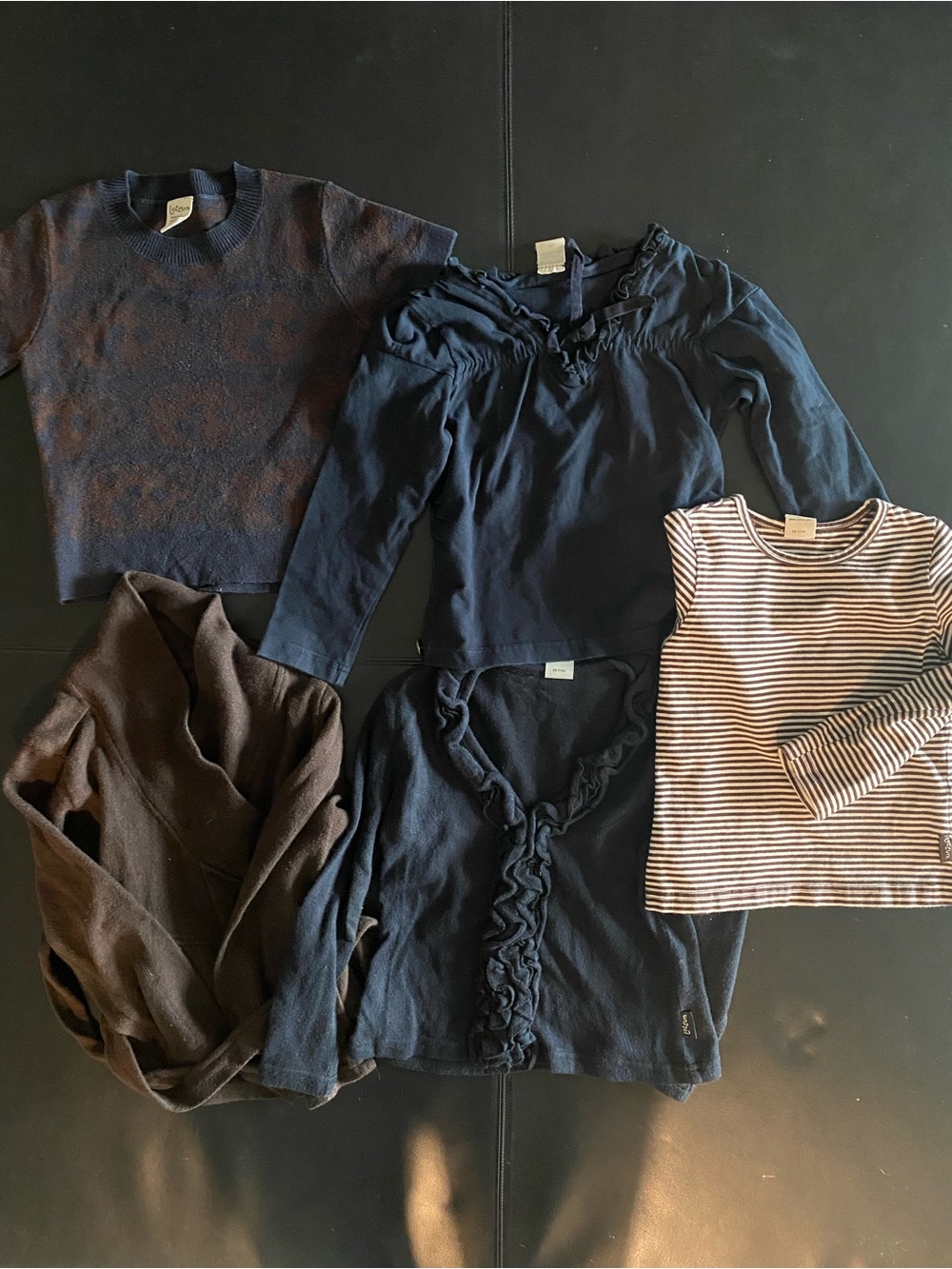 Jottum-lot of 5 girls fall/winter pieces, All size 4, 3 sweaters, 2 shirts